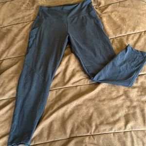 Marika M, black cotton 7/8 length leggings